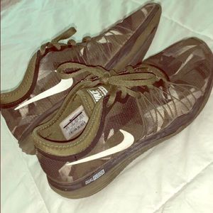 Army Green Nike Fusion